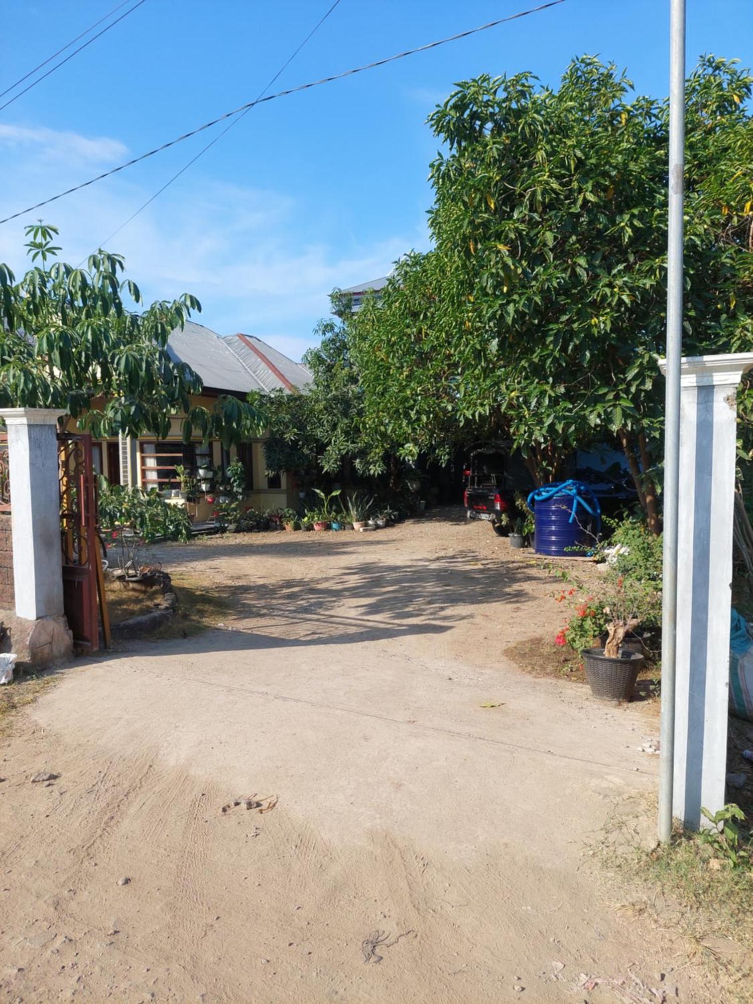D'Ru Guest House Labuan Bajo Exterior photo