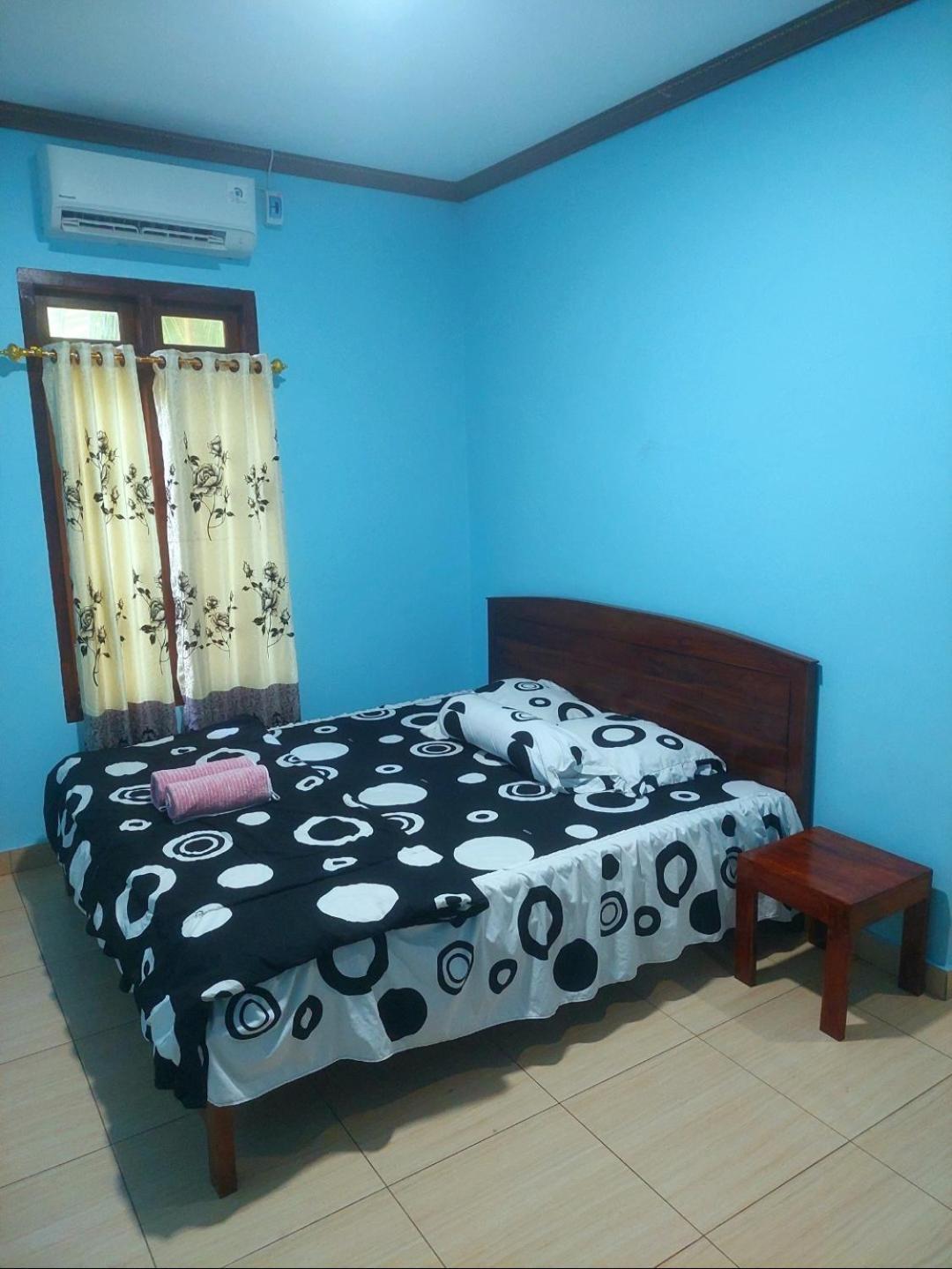 D'Ru Guest House Labuan Bajo Exterior photo